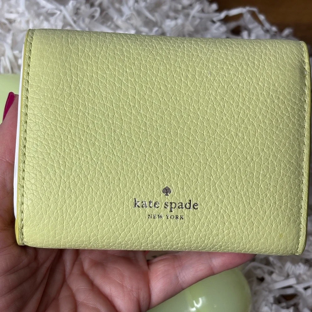 Kate Spade Flap Snap Wallet NWT - Picture 4 of 7